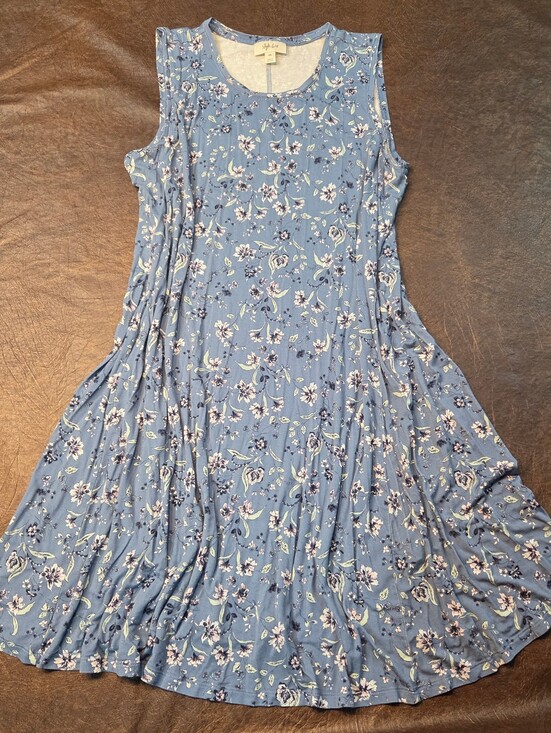 Style & Co. Dresses & Skirts - Style & Co. Midi Dress